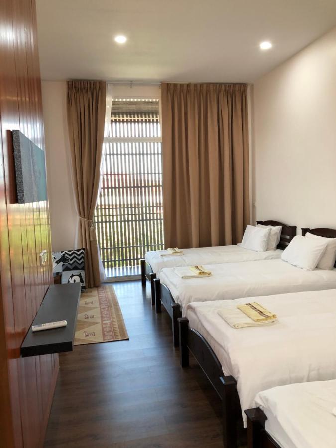 บุญเมืองน่าน Hotell Exteriör bild