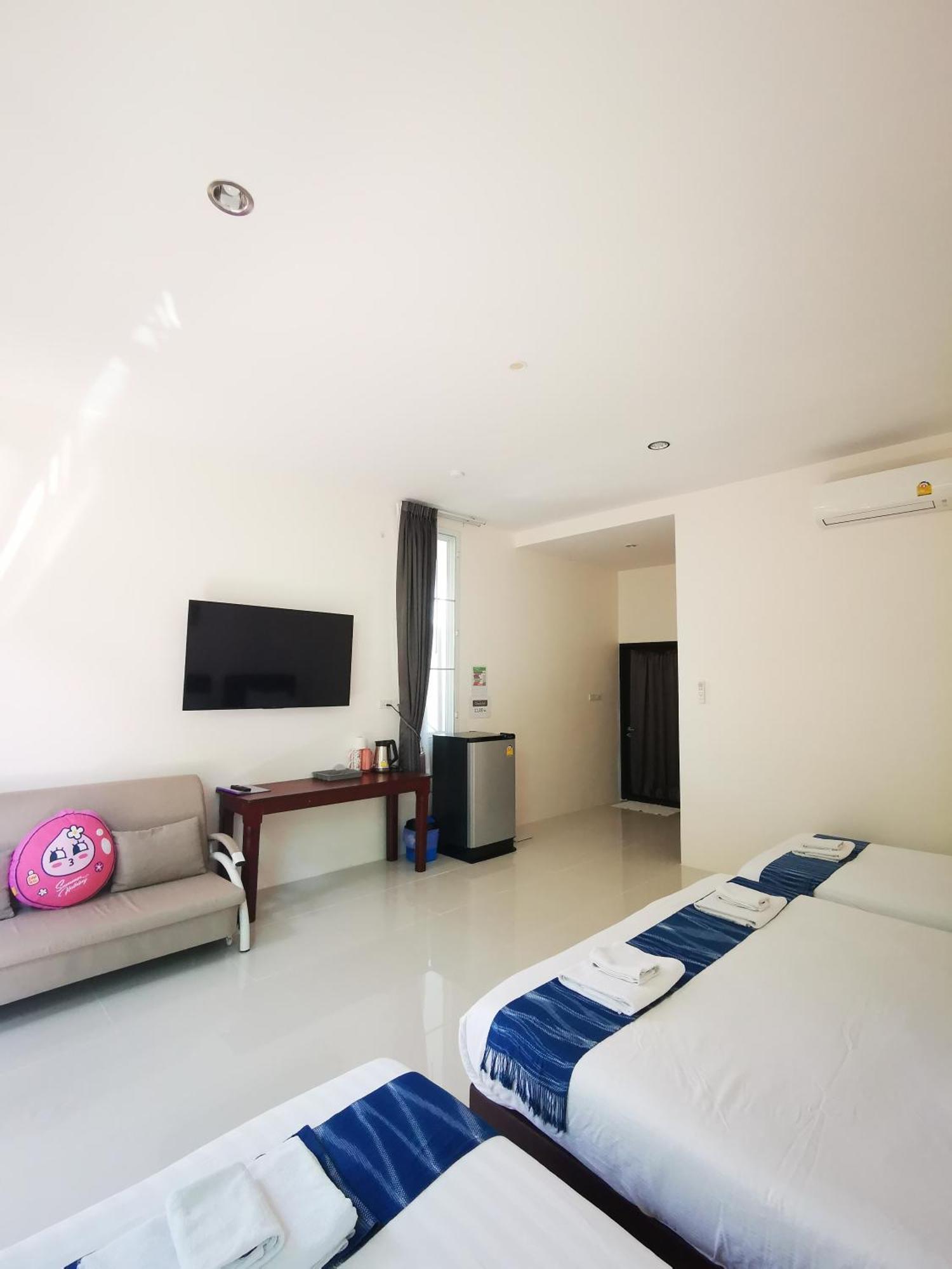 บุญเมืองน่าน Hotell Exteriör bild